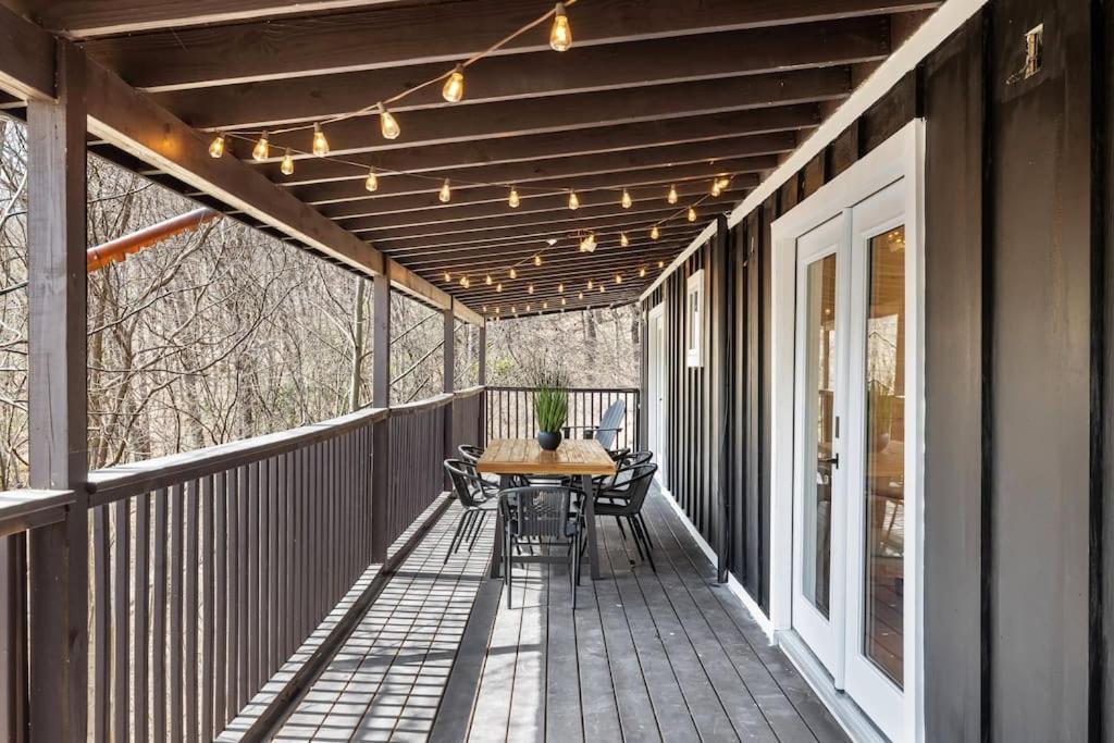 New! Modern Cabin With Two Decks, Bar & Game Room! Gatlinburg Dış mekan fotoğraf